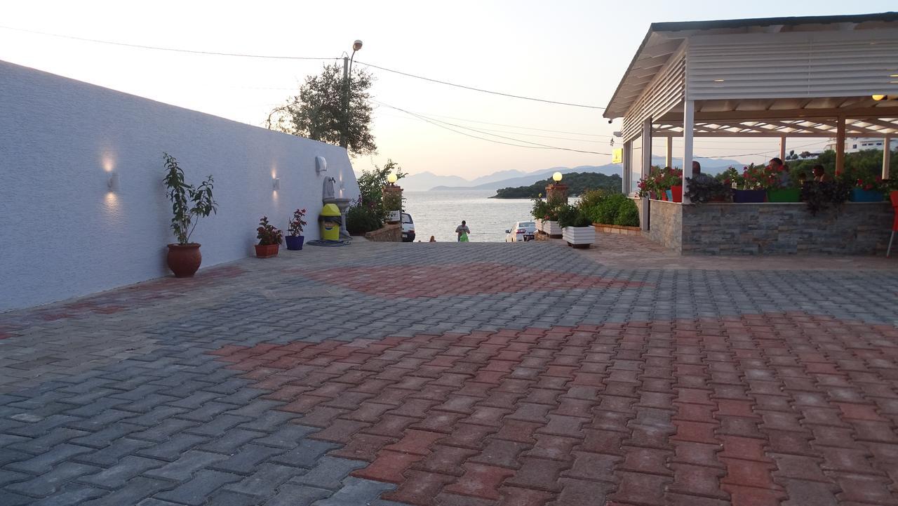 Hotel De Luna Ksamil Exterior photo